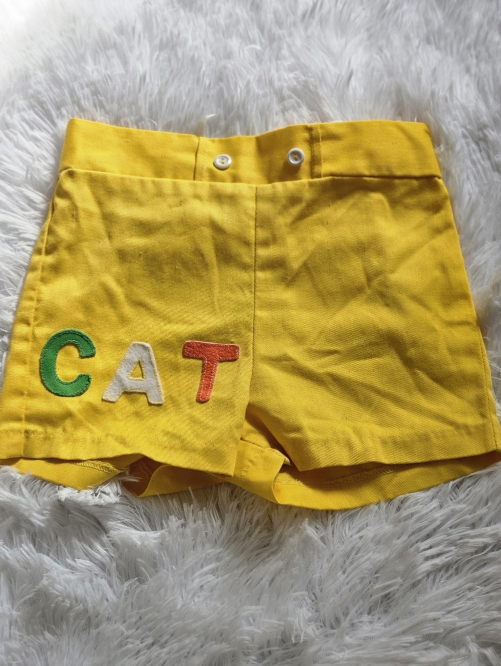 Yellow 'CAT' Appliqué Shorts Vintage Size 4